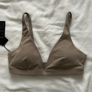Crop Shop Boutique Freedom Contour Crop